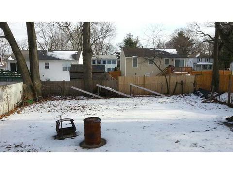 74 Milton Rd, Warwick, RI 02888 photo 2