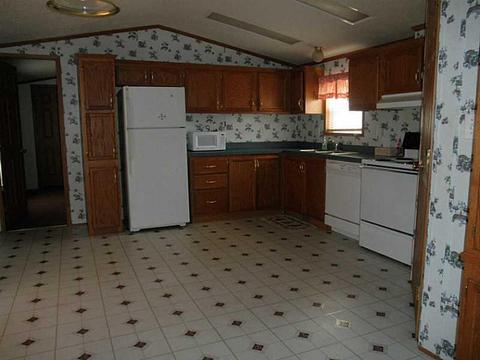 13 Sandra Cir, Coventry, RI 02816 photo 4