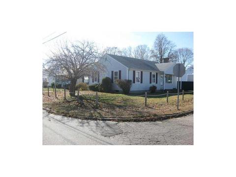 23 Cala Dr, Pawtucket, RI 02861 photo 2