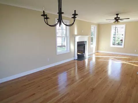 40 Pond View Dr, Warwick, RI 02886 photo 10