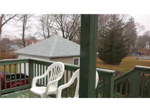 17 Chestnut St, Westerly, RI 02891 photo 2