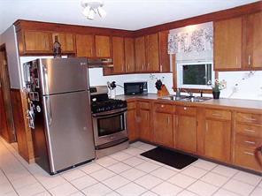 47 Atlantic Ave, Warwick, RI 02888 photo 2