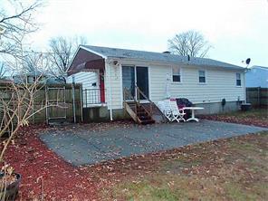 47 Atlantic Ave, Warwick, RI 02888 photo 5