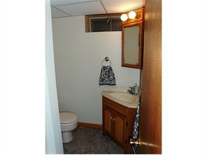 47 Atlantic Ave, Warwick, RI 02888 photo 12