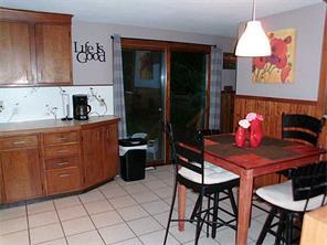 47 Atlantic Ave, Warwick, RI 02888 photo 3