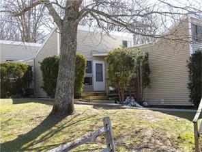 184 W Main St #H, Niantic, CT 06357 photo 1