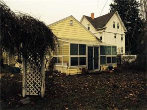 49 Spruce St, Westerly, RI 02891 photo 5