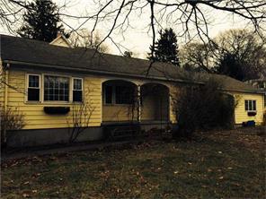 49 Spruce St, Westerly, RI 02891 photo 1