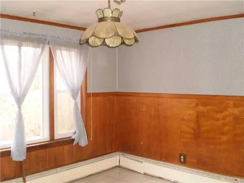 5 Dawson Ave, Warwick, RI 02888 photo 6