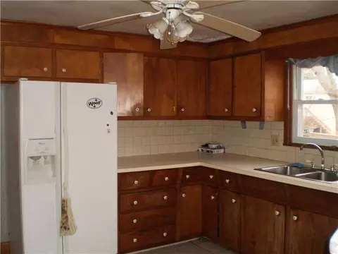 5 Dawson Ave, Warwick, RI 02888 photo 5
