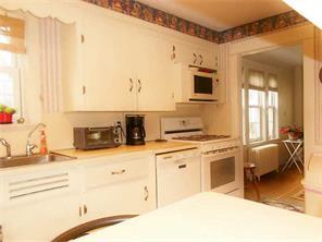 918 Main St, Warren, RI 02885 photo 4