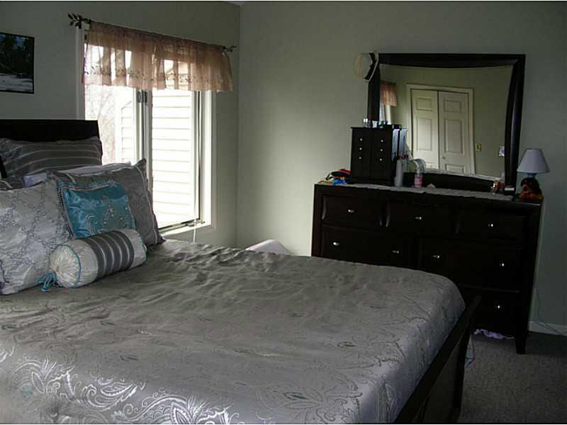 203 Holley Ln, Woonsocket, RI 02895 photo 12