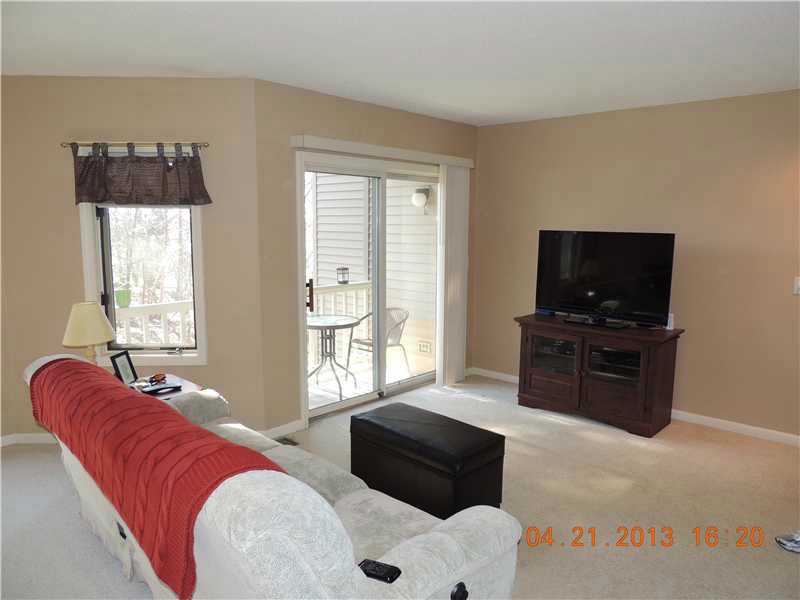 203 Holley Ln, Woonsocket, RI 02895 photo 6