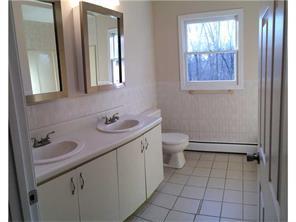 708 Maureen Cir, Mapleville, RI 02839 photo 21