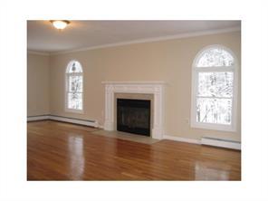 708 Maureen Cir, Mapleville, RI 02839 photo 4