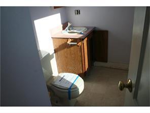 8 Hamilton St, Woonsocket, RI 02895 photo 8