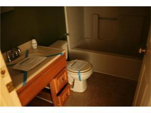 8 Hamilton St, Woonsocket, RI 02895 photo 9