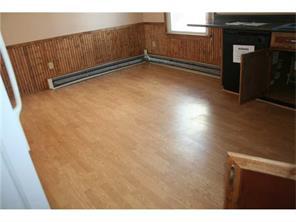 8 Hamilton St, Woonsocket, RI 02895 photo 5