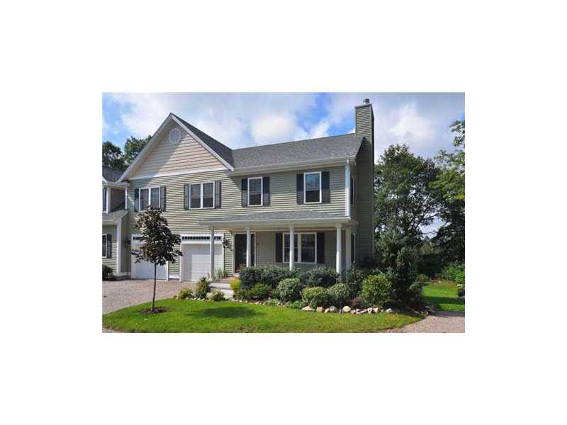 8 Crestview Dr, Westerly, RI 02891 photo 1