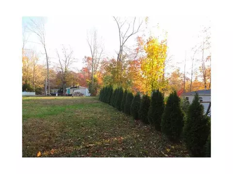 5 Davis Dr, Glocester, RI 02814 photo 7