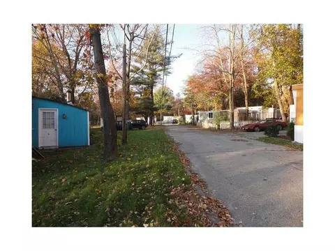 5 Davis Dr, Glocester, RI 02814 photo 3