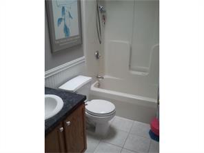 97 Sweet St, Warwick, RI 02889 photo 11