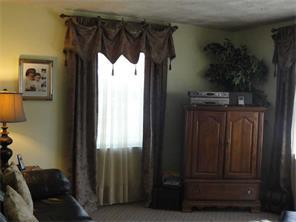 65 Earlham Way, Warwick, RI 02886 photo 4