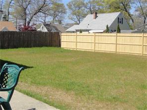 65 Earlham Way, Warwick, RI 02886 photo 2