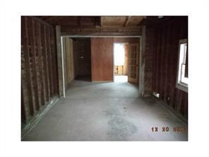 92 Merida Ave, Woonsocket, RI 02895 photo 6