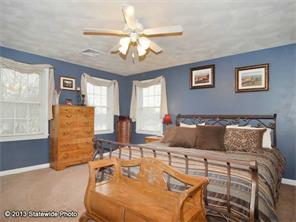 20 Cliff Rd, Warwick, RI 02889 photo 16