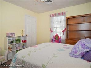 20 Cliff Rd, Warwick, RI 02889 photo 23