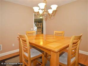 20 Cliff Rd, Warwick, RI 02889 photo 10