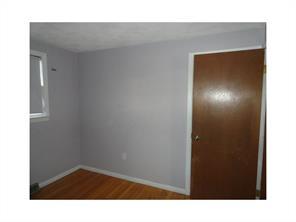 85 Kerri Lyn Rd, Warwick, RI 02889 photo 6