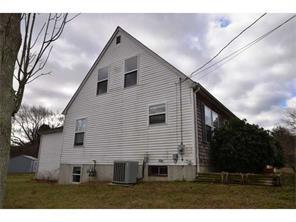 12 Nutmeg Dr, Westerly, RI 02891 photo 4