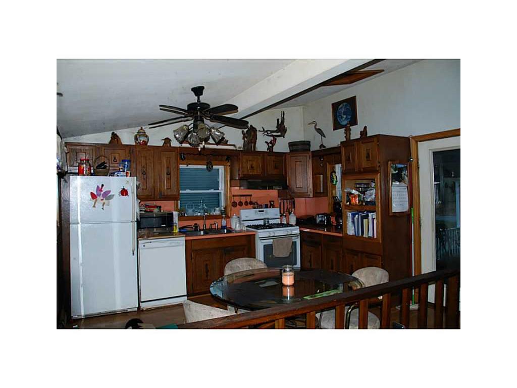 36 Pine Tree Rd, Coventry, RI 02816 photo 3