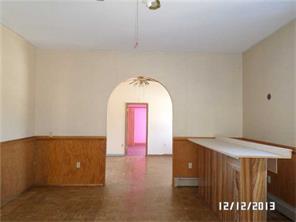 73 West St, Woonsocket, RI 02895 photo 4