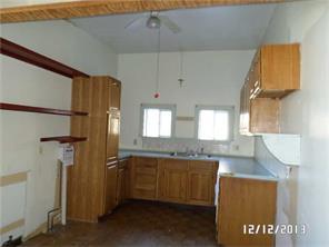 73 West St, Woonsocket, RI 02895 photo 3
