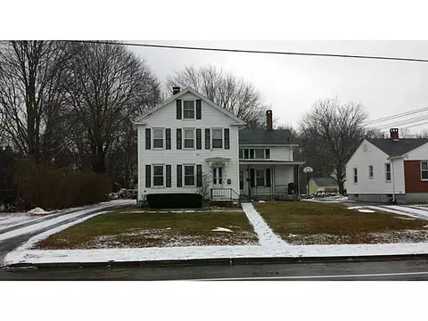 67 Oak St, Westerly, RI 02891 photo 1