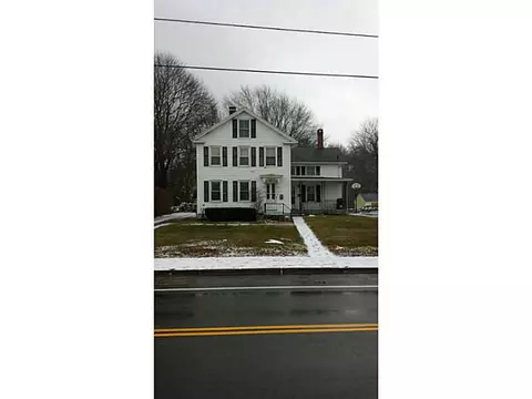 67 Oak St, Westerly, RI 02891 photo 2