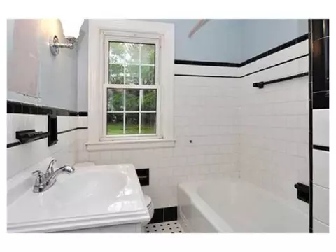 110 Mayfair Rd, Warwick, RI 02888 photo 8