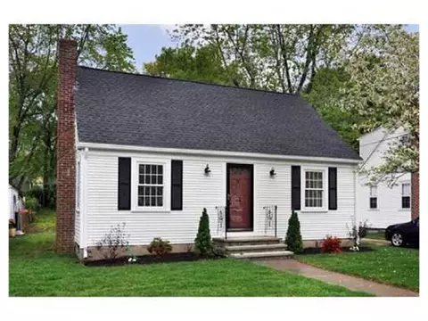 110 Mayfair Rd, Warwick, RI 02888 photo 1