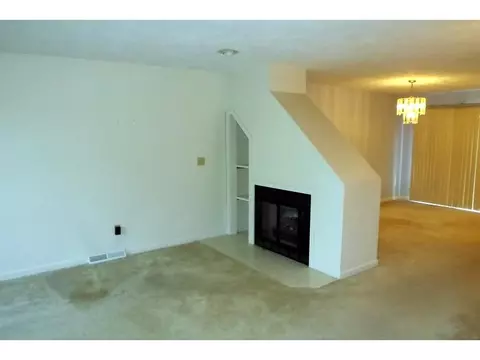 7 Shadow Brook Ln #E, Smithfield, RI 02917 photo 7