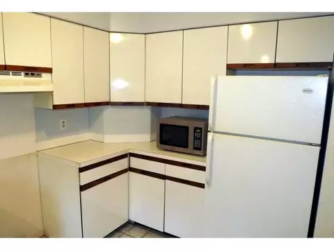 7 Shadow Brook Ln #E, Smithfield, RI 02917 photo 11