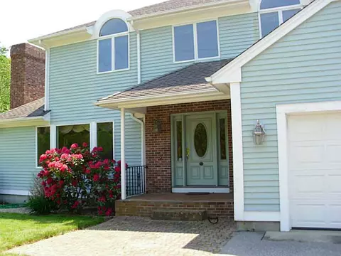 2 Trolley Ln, Westerly, RI 02891 photo 2