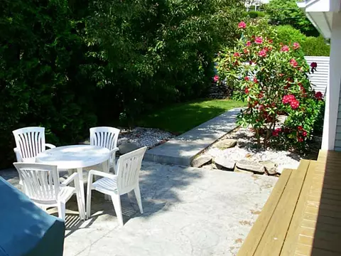 2 Trolley Ln, Westerly, RI 02891 photo 3