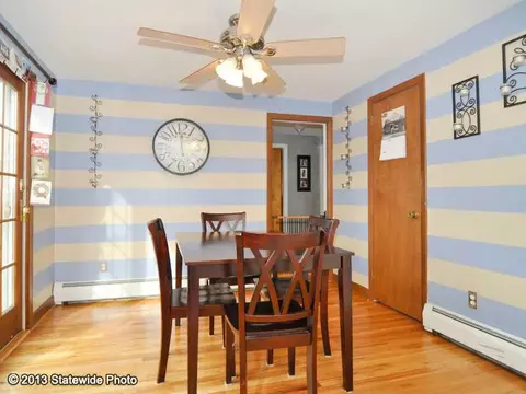 85 Montgomery St, Warwick, RI 02886 photo 10