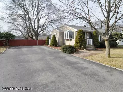 85 Montgomery St, Warwick, RI 02886 photo 16