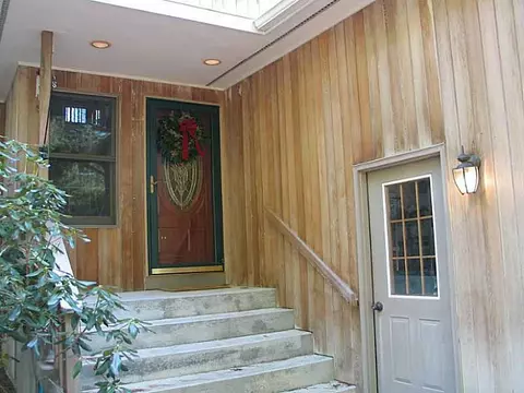 23 Ridge Dr, Exeter, RI 02822 photo 2