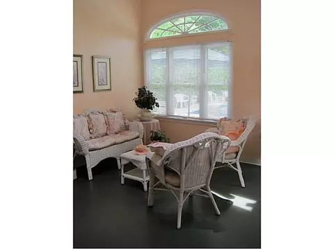 69 Apple Tree Ln, Warwick, RI 02888 photo 25