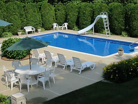 69 Apple Tree Ln, Warwick, RI 02888 photo 6